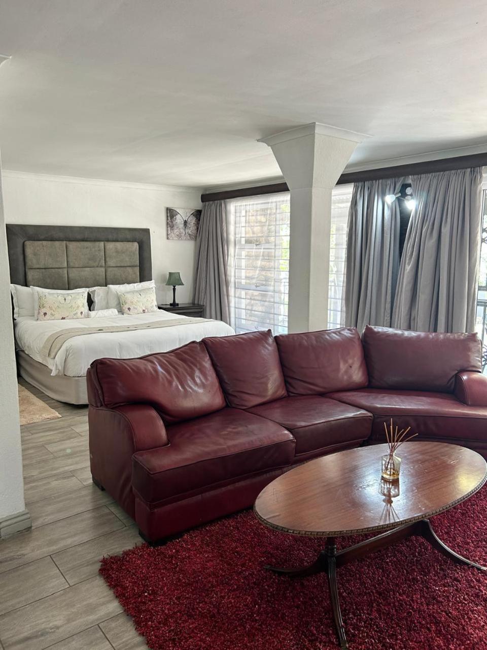 Calla Lily Guesthouse Mbombela Luaran gambar